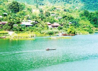 du lịch hồ suối chiếu