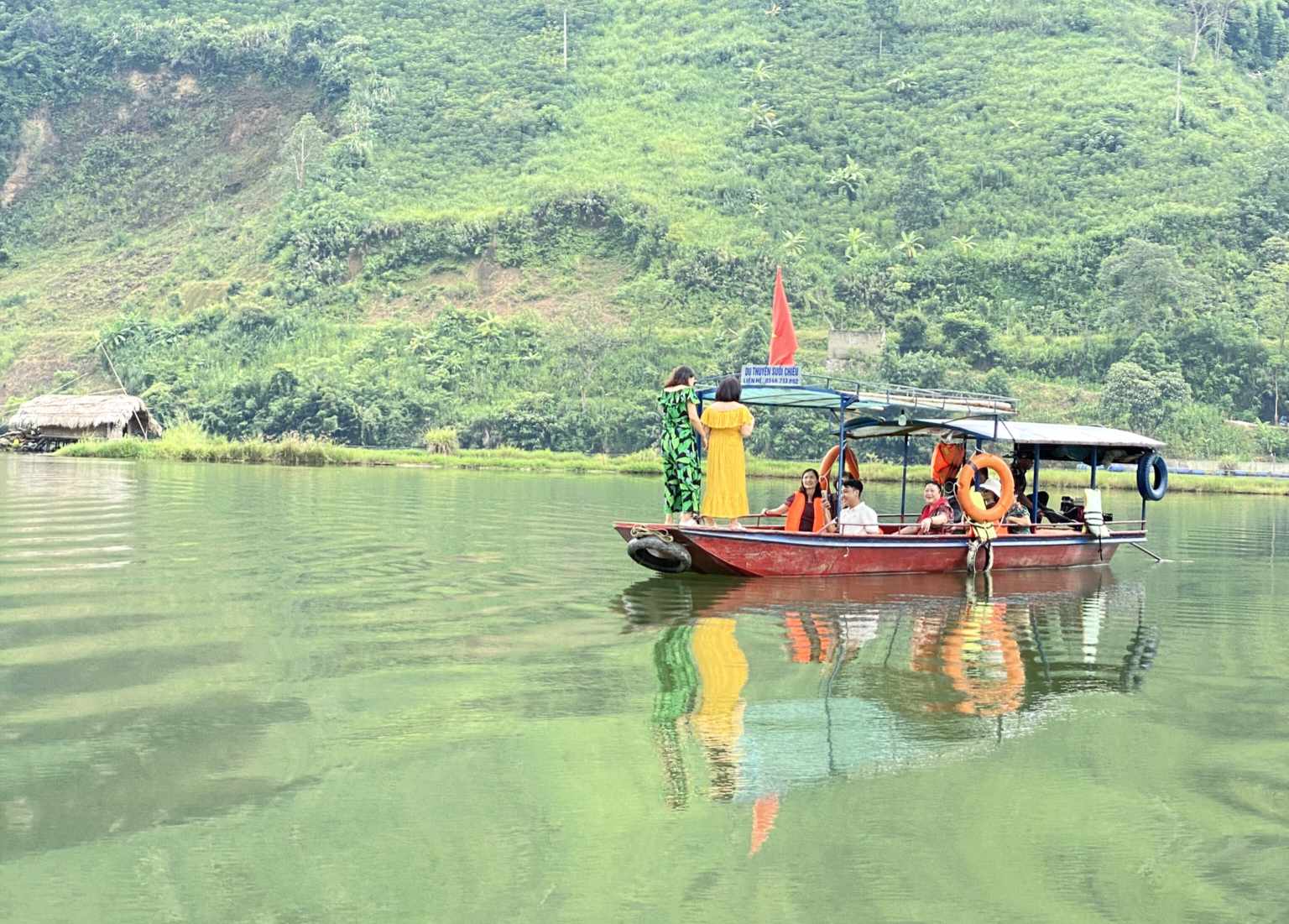 Du lịch Long Cốc – Khoáng nóng Ban Mai Retreat – hồ Suối Chiếu 2 ngày 1 đêm
