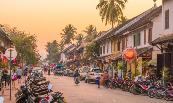 DU LỊCH VIÊNG CHĂN - LUANGPRABANG – PAKSAN 4 NGÀY 4 ĐÊM