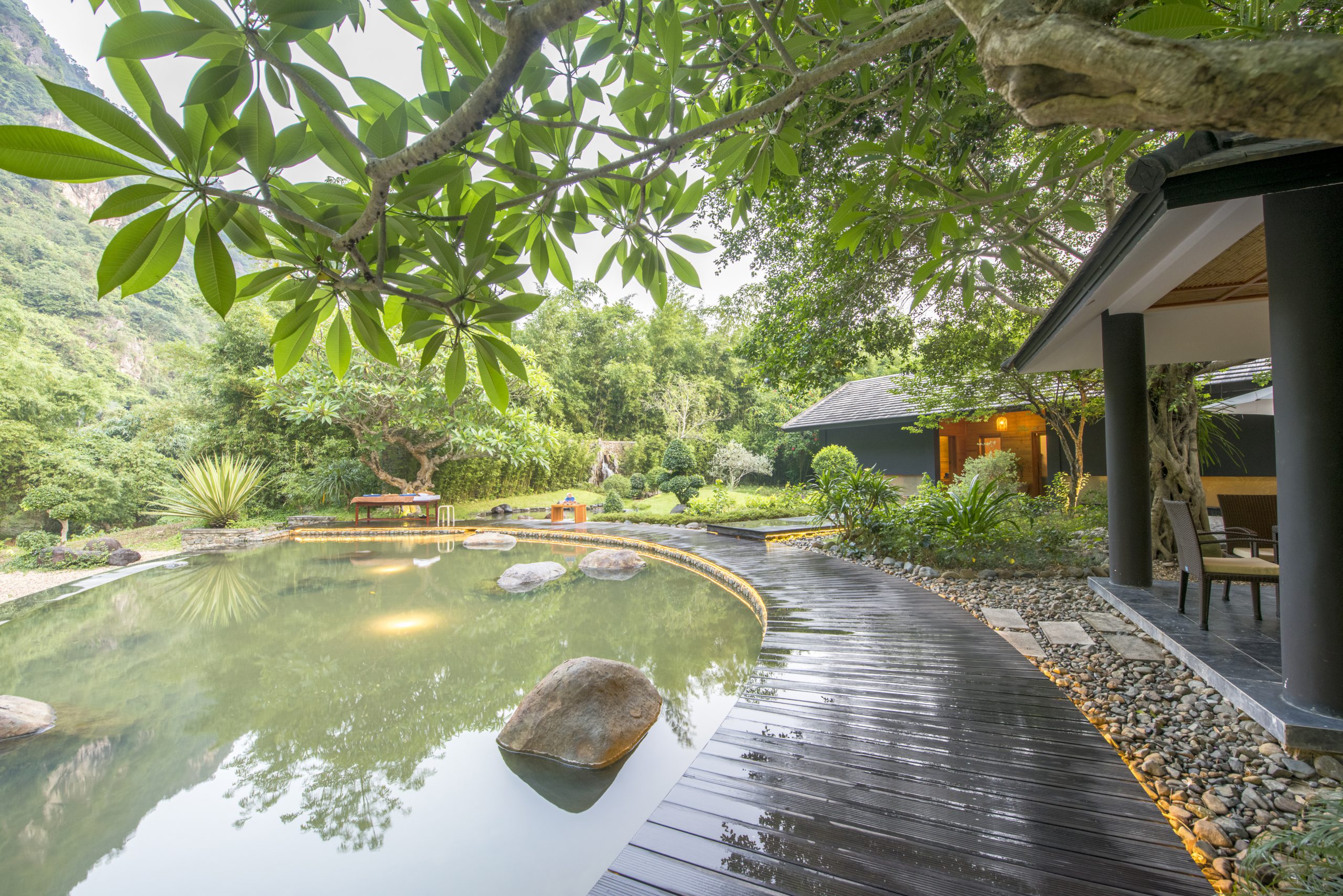 TOUR DU LỊCH  MEDDOM PARK - KHOÁNG NÓNG KIM BÔI 1 NGÀY