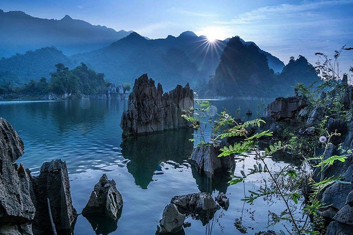 dU LỊCH ĐÔNG – TÂY BẮC MÙA THU 12 NGÀY 11 ĐÊM