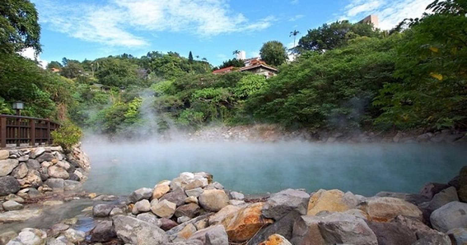 TOUR DU LỊCH ĐỀN THƯỢNG BỒNG LAI - BẢN LÁC MAI CHÂU - KHOÁNG NÓNG KIM  BÔI 
