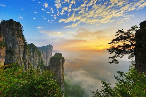 DU LỊCH ÂN THI - PHƯỢNG HOÀNG CỔ TRẤN - TRƯƠNG GIA GIỚI - THẤT TINH SƠN 5 NGÀY 4 ĐÊM