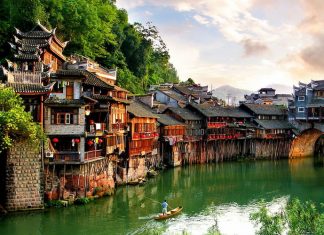 DU LỊCH NAM NINH – LIỄU CHÂU – TRƯƠNG GIA GIỚI THIÊN MÔN SƠN – PHƯỢNG HOÀNG – PHÙ DUNG TRẤN 6 NGÀY 5 ĐÊM